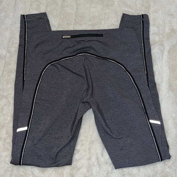 Lululemon Reflective Zip Pocket Leggings - Picture 4 of 7
